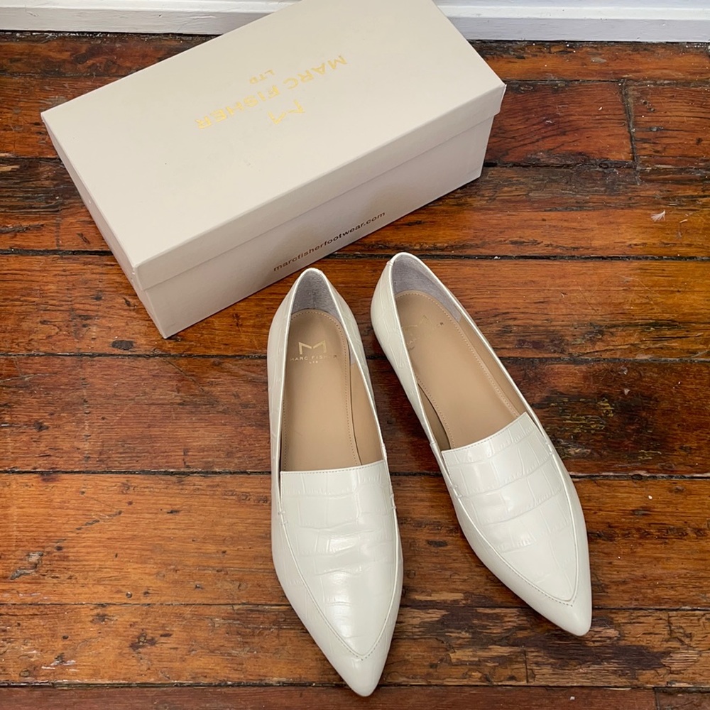 Marc Fisher white leather flats